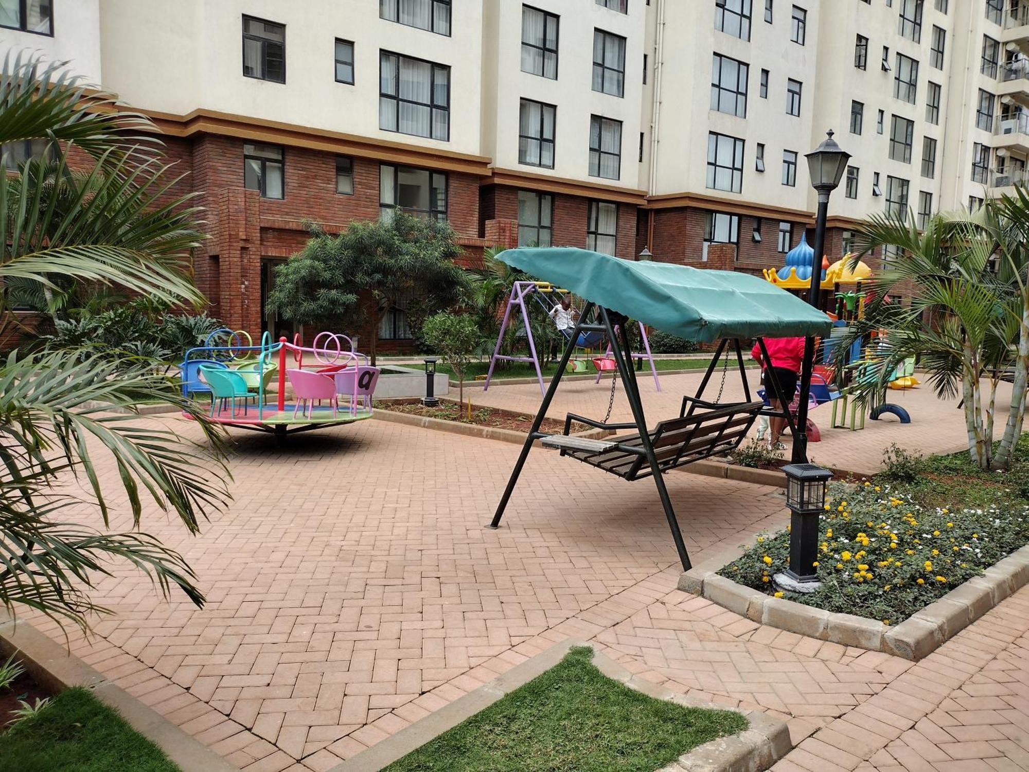 Bed and Breakfast Lenayan Park View Mlolongo Екстер'єр фото