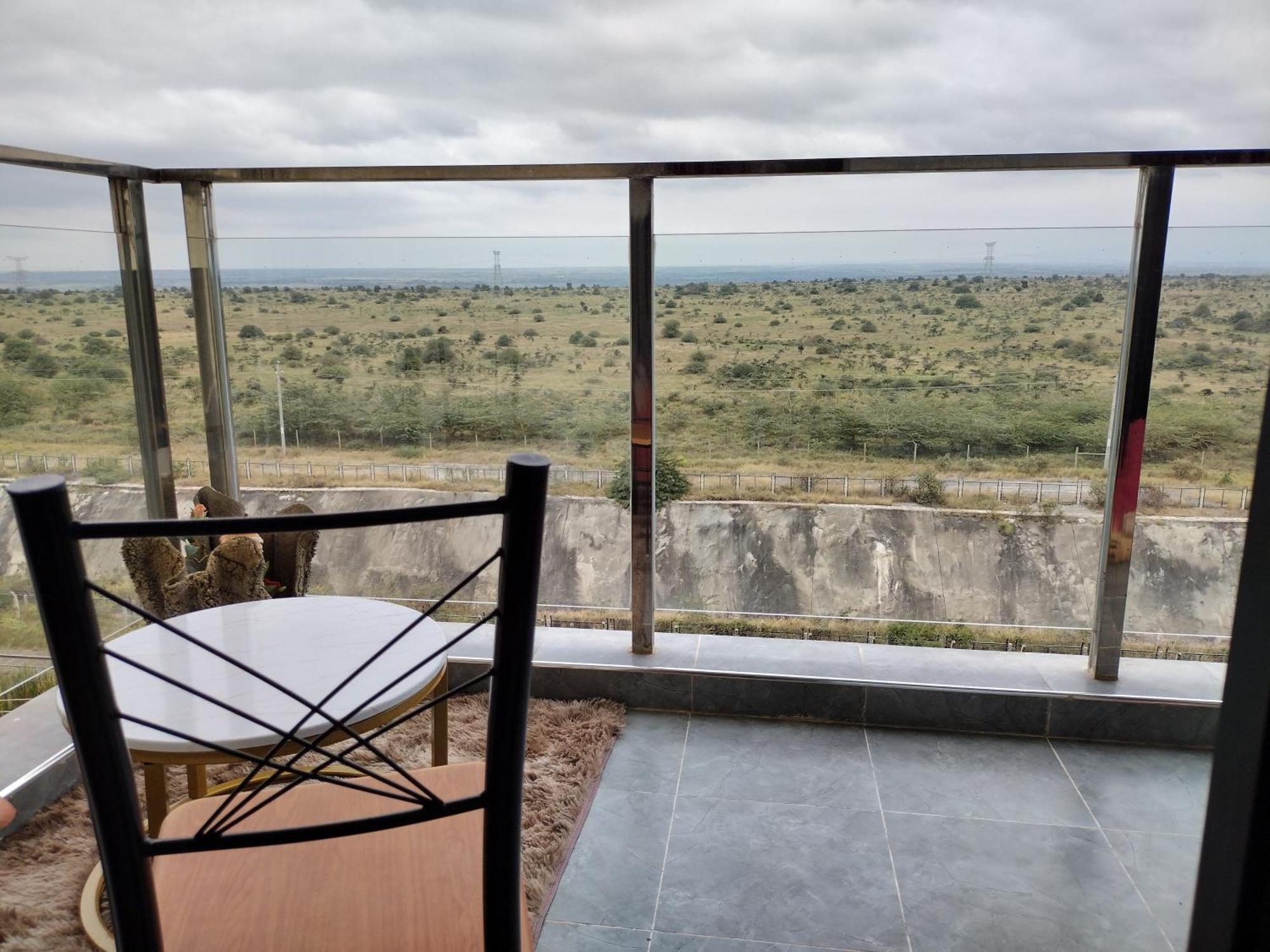 Bed and Breakfast Lenayan Park View Mlolongo Екстер'єр фото