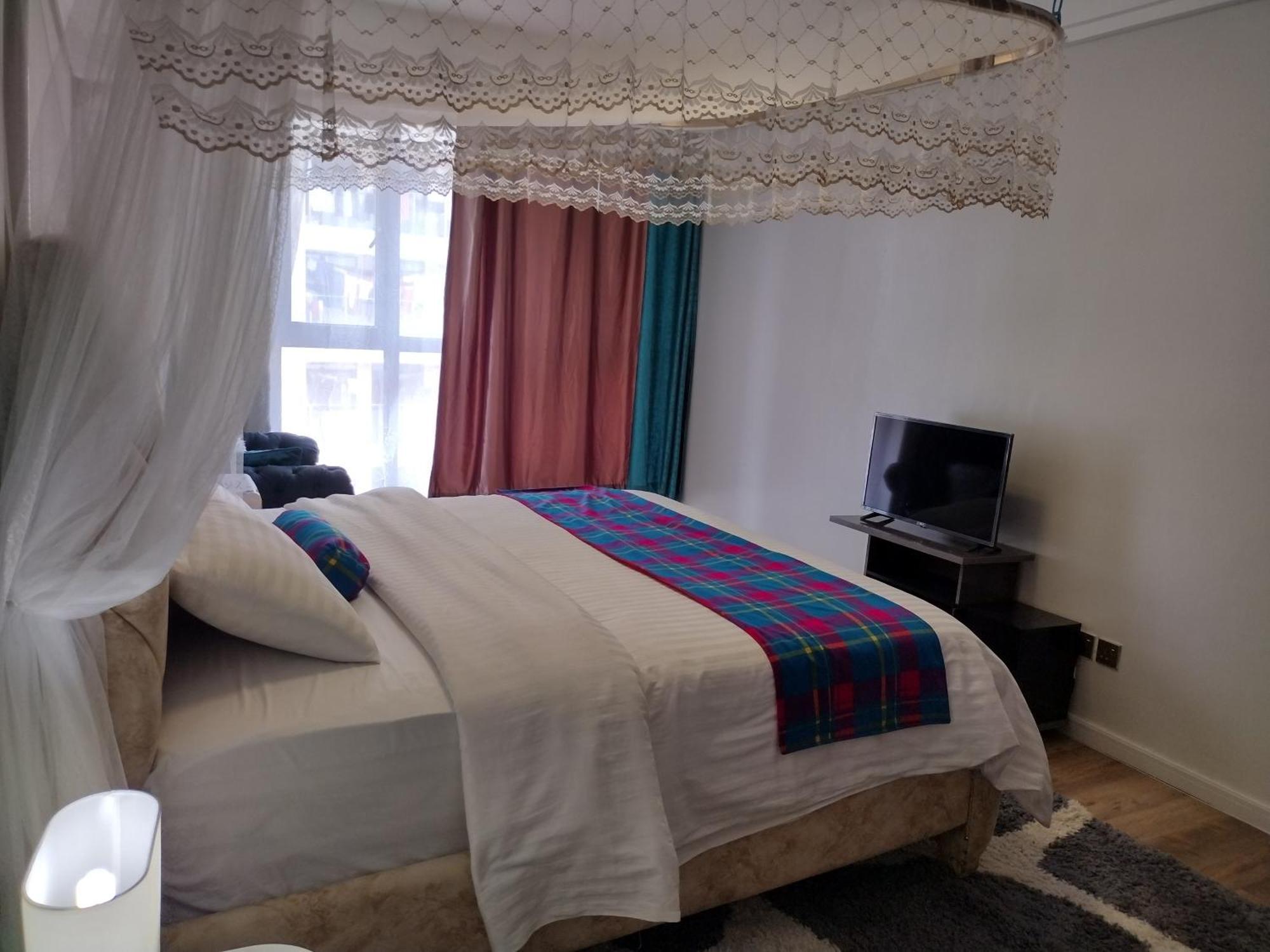 Bed and Breakfast Lenayan Park View Mlolongo Екстер'єр фото