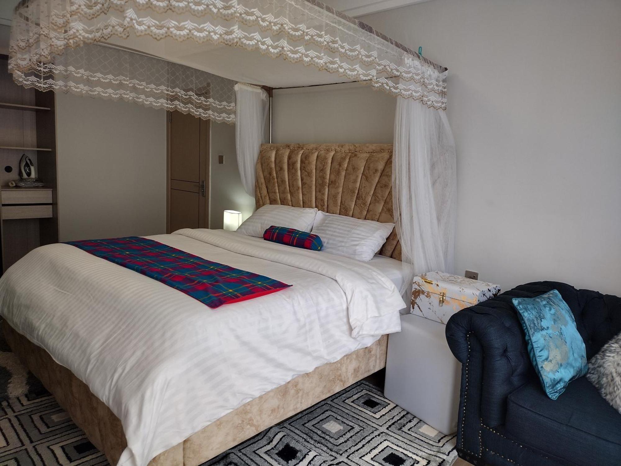 Bed and Breakfast Lenayan Park View Mlolongo Екстер'єр фото